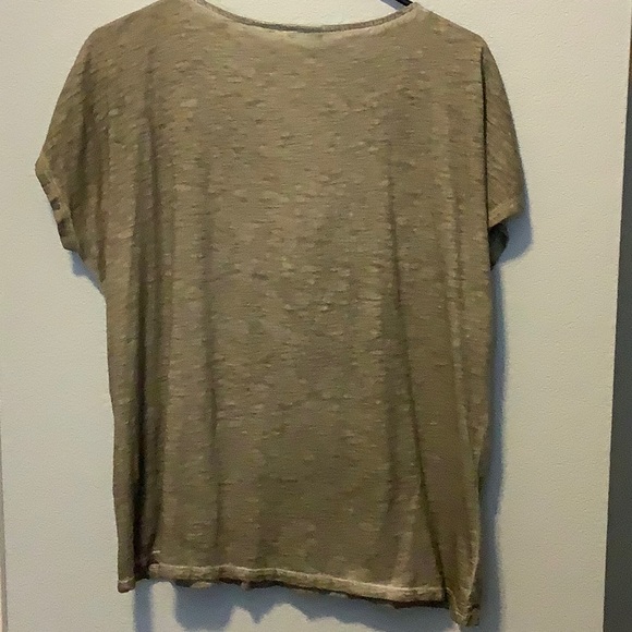 🌺 Chico’s Tee Top With Pleated Front & Ties 🌺 - Picture 4 of 8